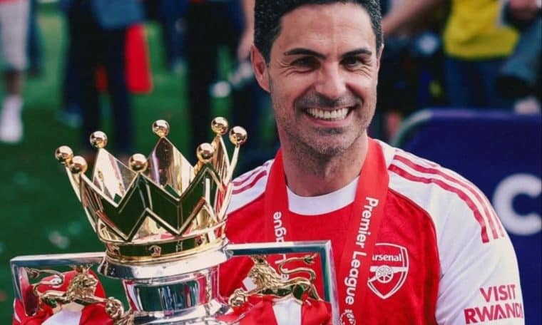 Arsenal coach Mikel Arteta with the Premier League title.