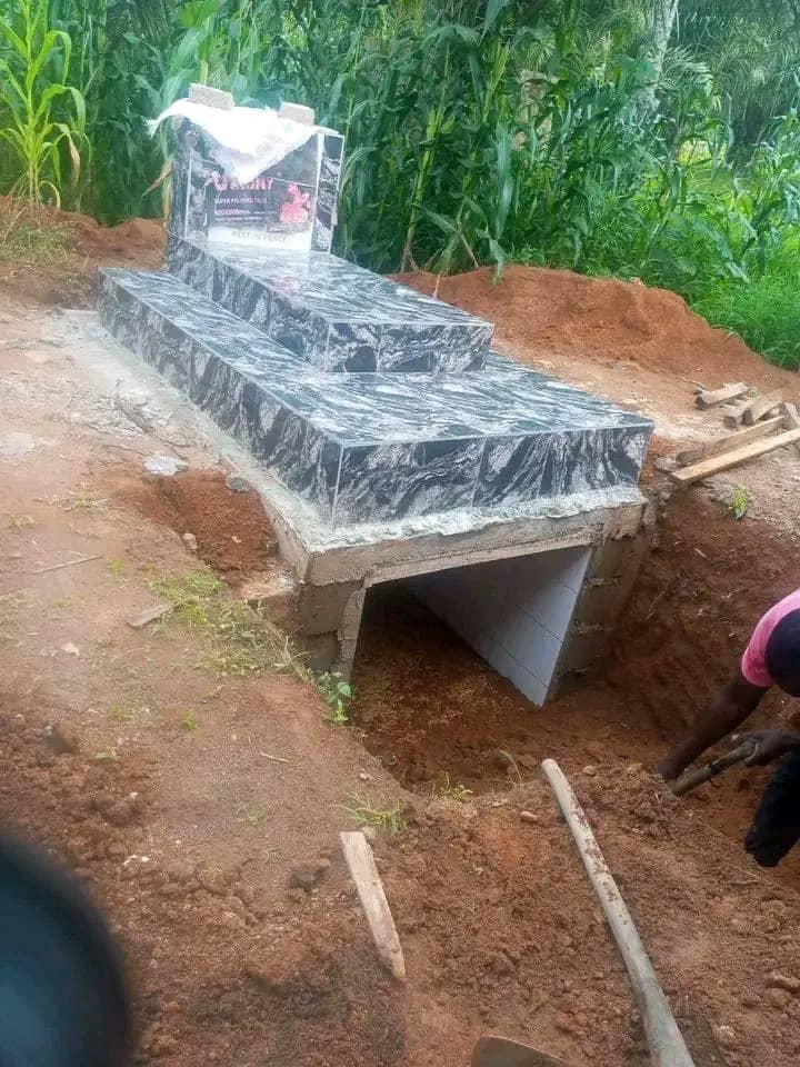 Pictures: Mary Habila Quietly Buried Amidst Unresolved Autopsy Dispute