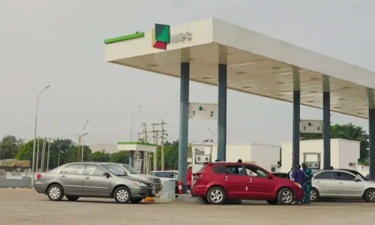 nnpc petrol station