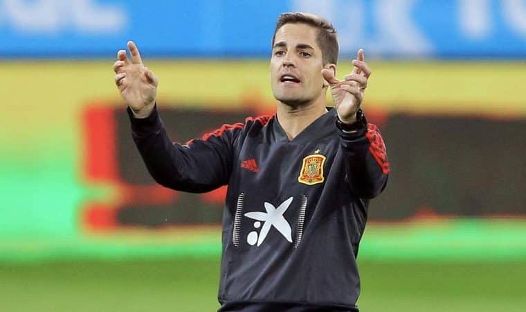 Coach Robert Moreno