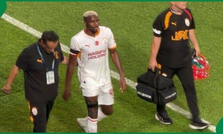 Victor Osimhen being excorted off the pitch by Galatasaray's medical team on Friday, September 4, 2026.