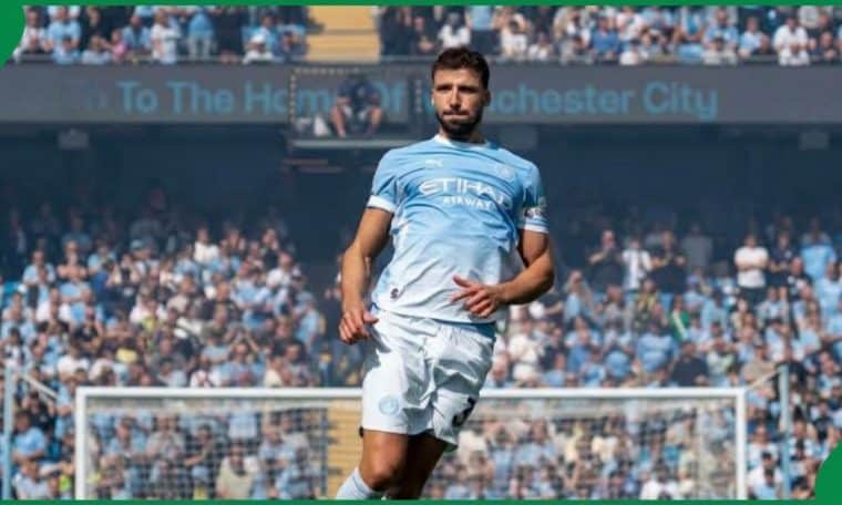 Ruben Dias in action for Manchester City