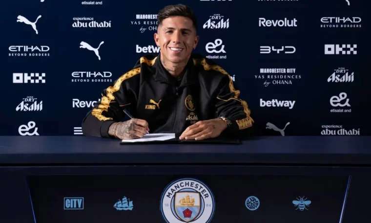 Enzo Fernandez during his unveiling as a Manchester City player.