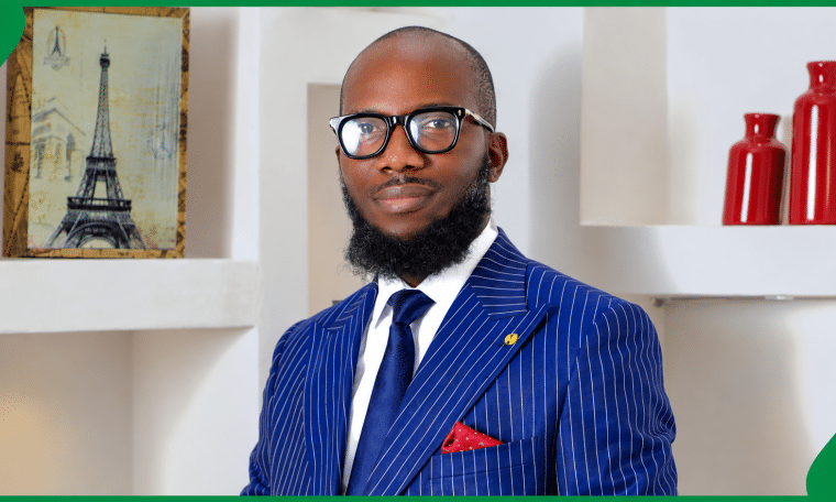 Inibehe Effiong