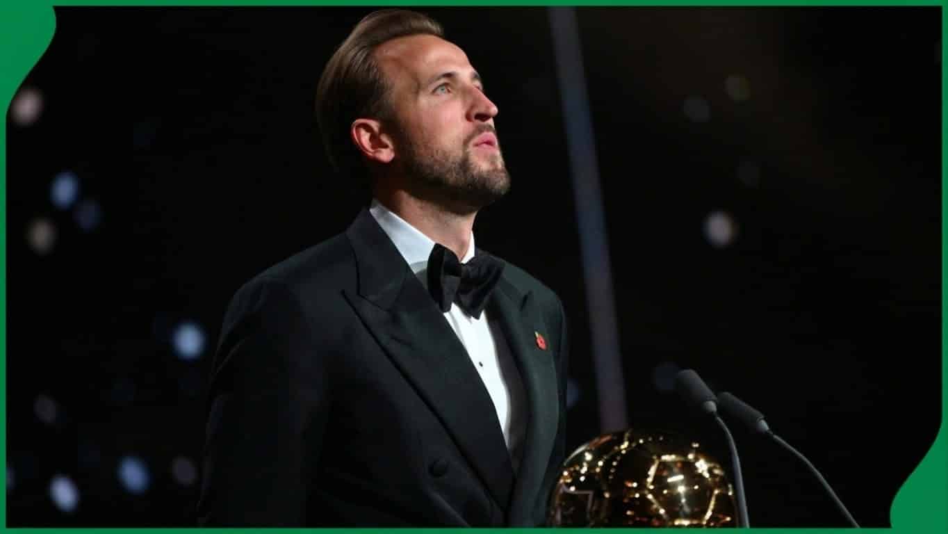 Harry Kane posing with the 2026 Ballon d'Or
