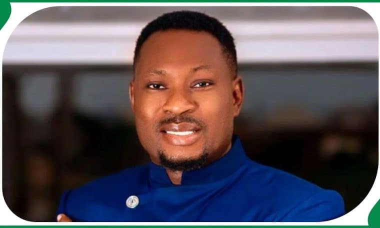 Gospel Singer, Alayo Melody